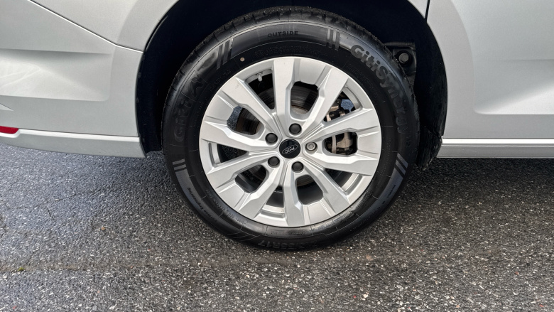 Ford Transit Connect 240 L2 Diesel 2.0 EcoBlue 122ps Limited Van Auto